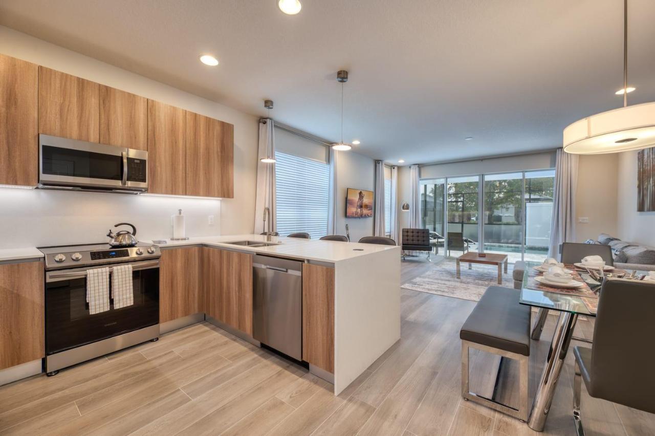 Pleasant Townhome With Private Pool Near Disney Four Corners Εξωτερικό φωτογραφία