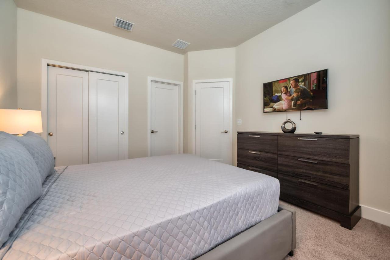 Pleasant Townhome With Private Pool Near Disney Four Corners Εξωτερικό φωτογραφία
