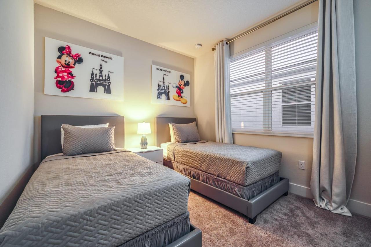 Pleasant Townhome With Private Pool Near Disney Four Corners Εξωτερικό φωτογραφία