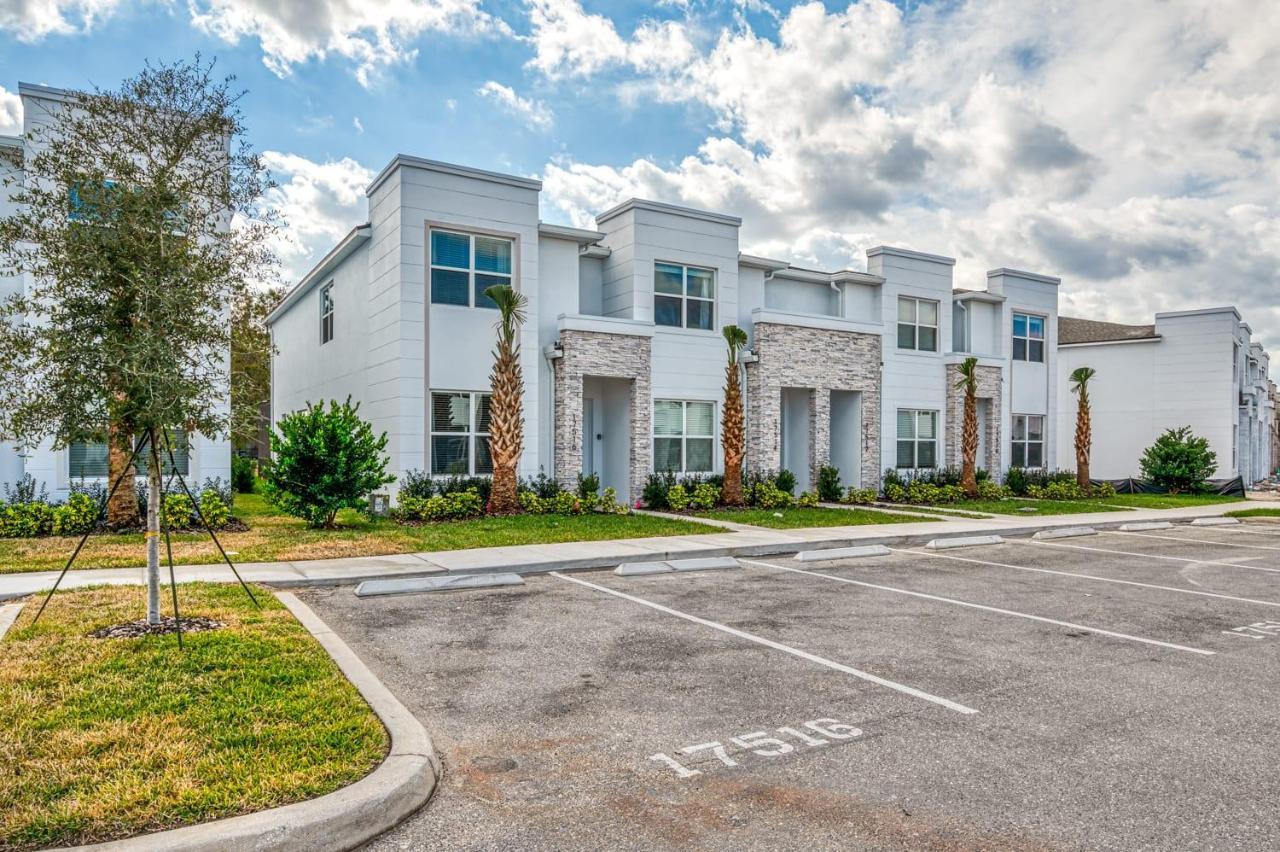 Pleasant Townhome With Private Pool Near Disney Four Corners Εξωτερικό φωτογραφία
